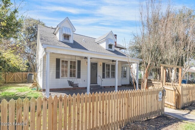 property at 413 St Louis St