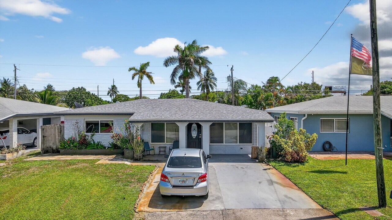554 NW 46th St in Fort Lauderdale, FL - Building Photo