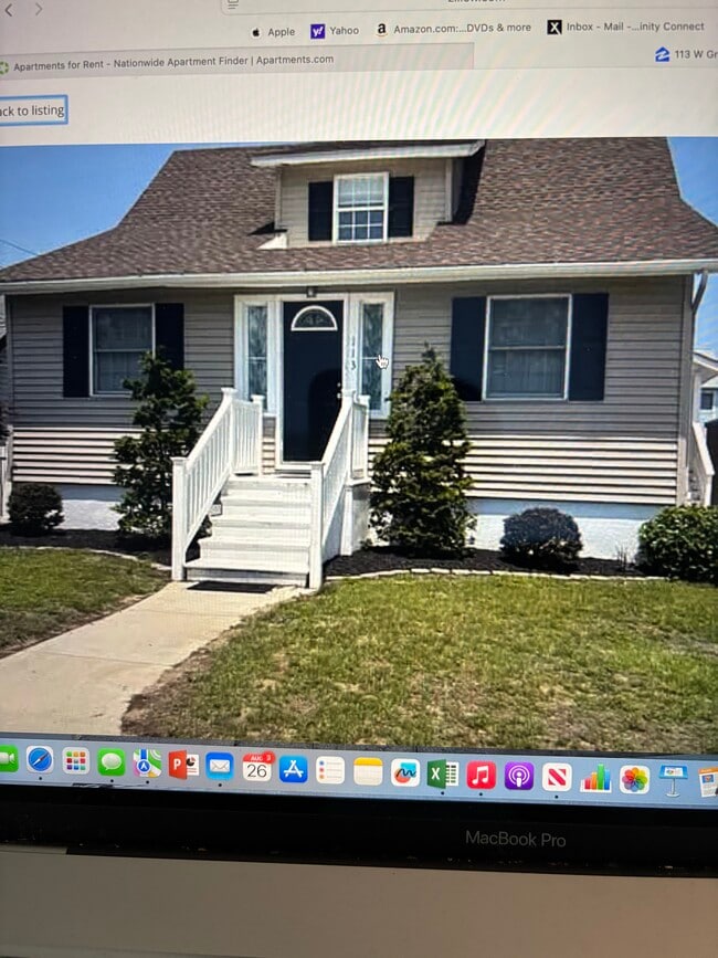 property at 113 W Groveland Ave