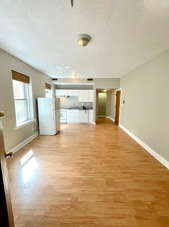 1419 Commonwealth Ave in Boston, MA - Building Photo - Building Photo
