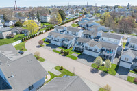 Mount Hope Condominiums in Fall River, MA - Foto de edificio - Building Photo