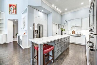855 Plainwood Dr in Houston, TX - Building Photo - Building Photo