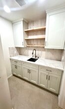 16871 Canyon Ln in Huntington Beach, CA - Building Photo - Building Photo