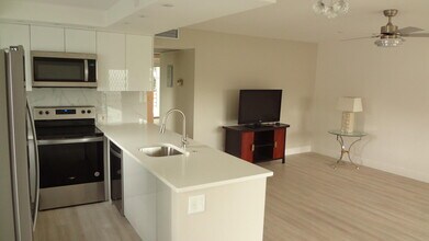 271 Fanshaw G in Boca Raton, FL - Building Photo - Building Photo