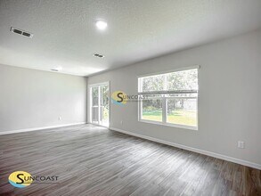 32 Rosepetal Ln, Unit A in Palm Coast, FL - Building Photo - Building Photo