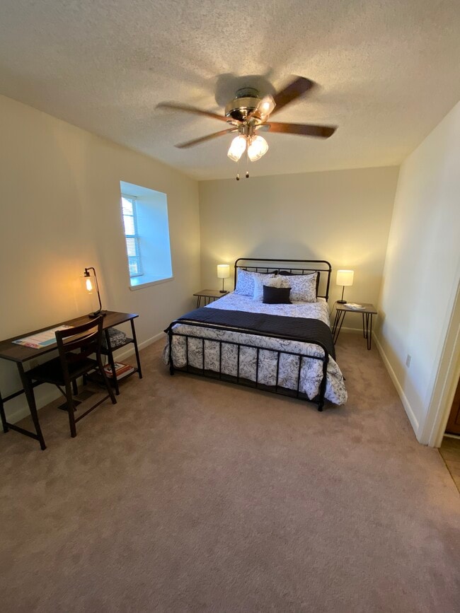 119 Michael Dr, Unit 119