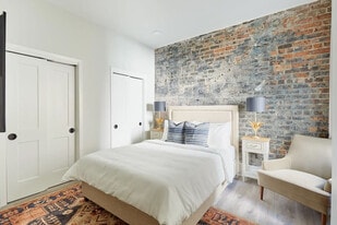 1016 Canal St in New Orleans, LA - Building Photo