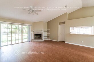 7842 Mactavish Way S in Jacksonville, FL - Building Photo - Building Photo