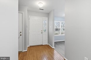 5502 Constitution Ct in North Wales, PA - Building Photo