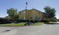 Kimberly Park Apartments in Victorville, CA - Building Photo - Building Photo