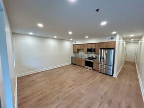 131 W Anderson Ave in Knoxville, TN - Building Photo - Building Photo