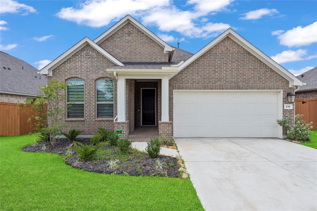 839 Sarasota Shore Dr in Katy, TX - Foto de edificio