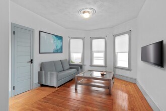 26 Melvin St in Somerville, MA - Building Photo - Building Photo