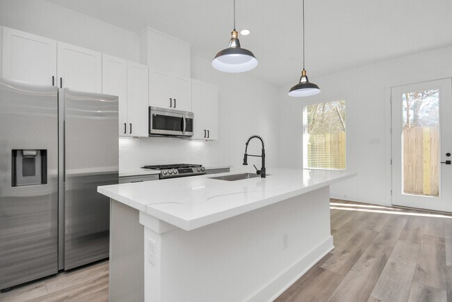 778 W Tidwell Rd in Houston, TX - Building Photo - Building Photo