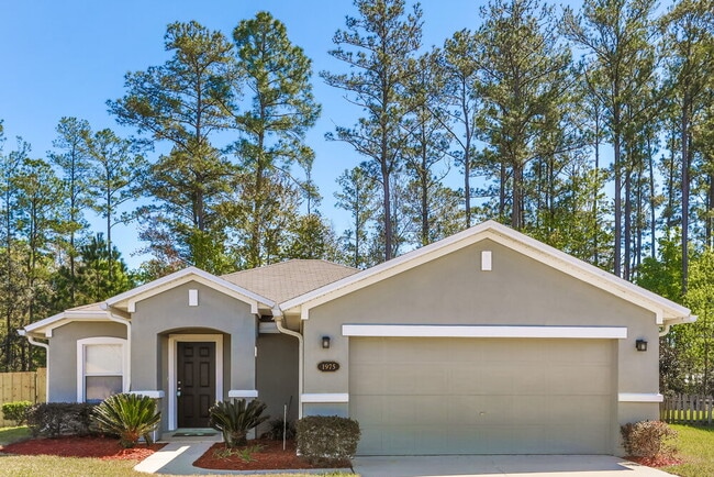 property at 1975 Tomahawk Dr