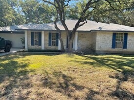 8310 Watchtower St in San Antonio, TX - Building Photo