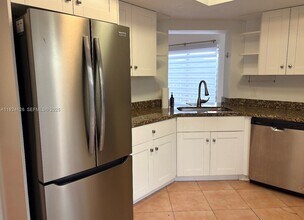 4849 SW 152nd Ct in Miami, FL - Building Photo - Building Photo