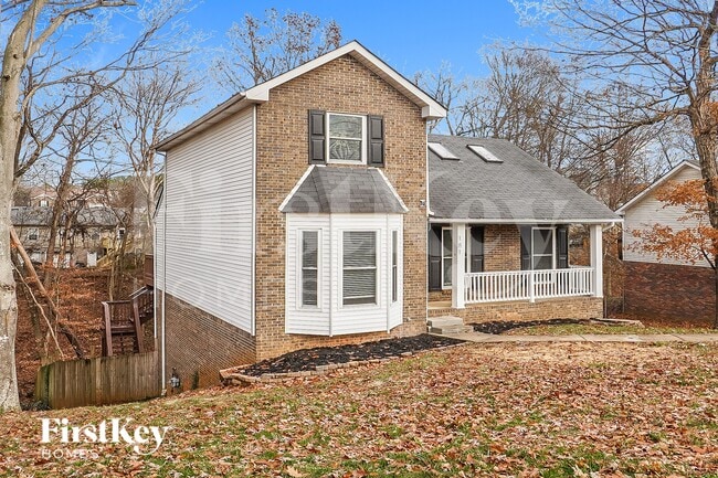 181 Whitehall Dr in Clarksville, TN - Foto de edificio - Building Photo