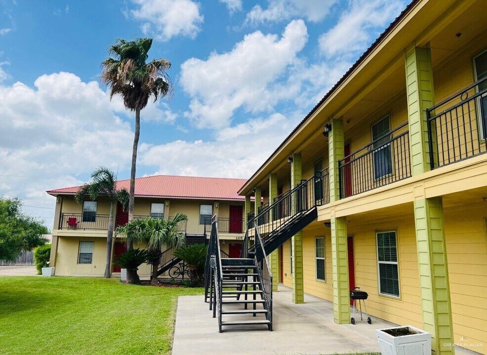 13 E Stubbs St in Edinburg, TX - Building Photo