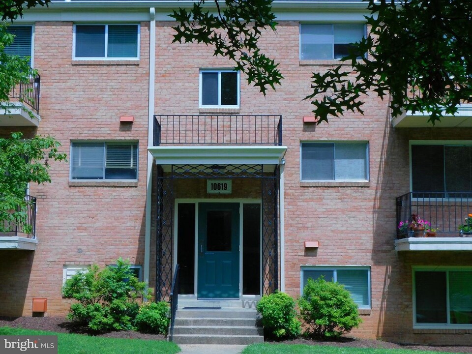 10619 Kenilworth Ave in Bethesda, MD - Building Photo