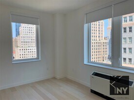 20 Wall St in New York, NY - Building Photo