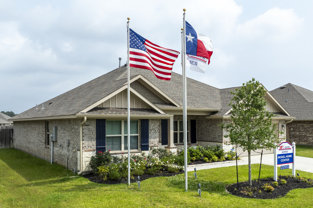 30100 Kingston Heath Dr in Cleveland, TX - Foto de edificio