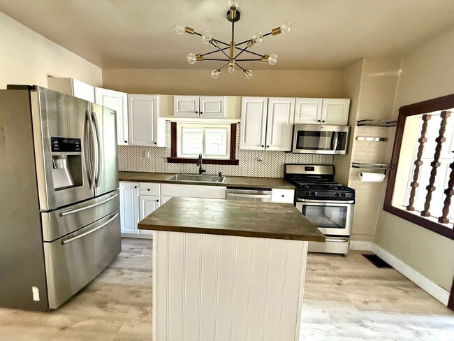 219 Mt Joy St in Mount Joy, PA - Building Photo - Building Photo