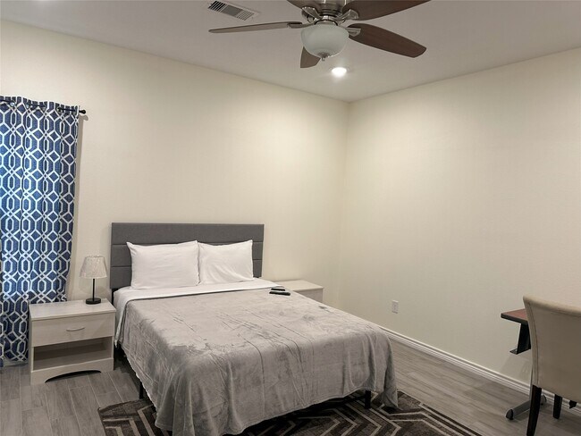 property at 16625 E Lynbrook