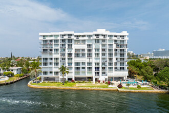 Seacrest Towers in Pompano Beach, FL - Building Photo - Building Photo