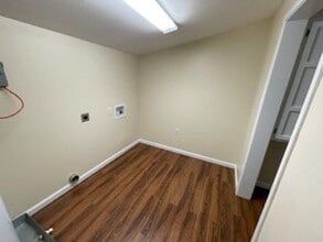 30121 Julia St in Albany, LA - Building Photo - Building Photo