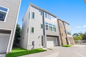 4017 Ward St in Houston, TX - Building Photo - Building Photo