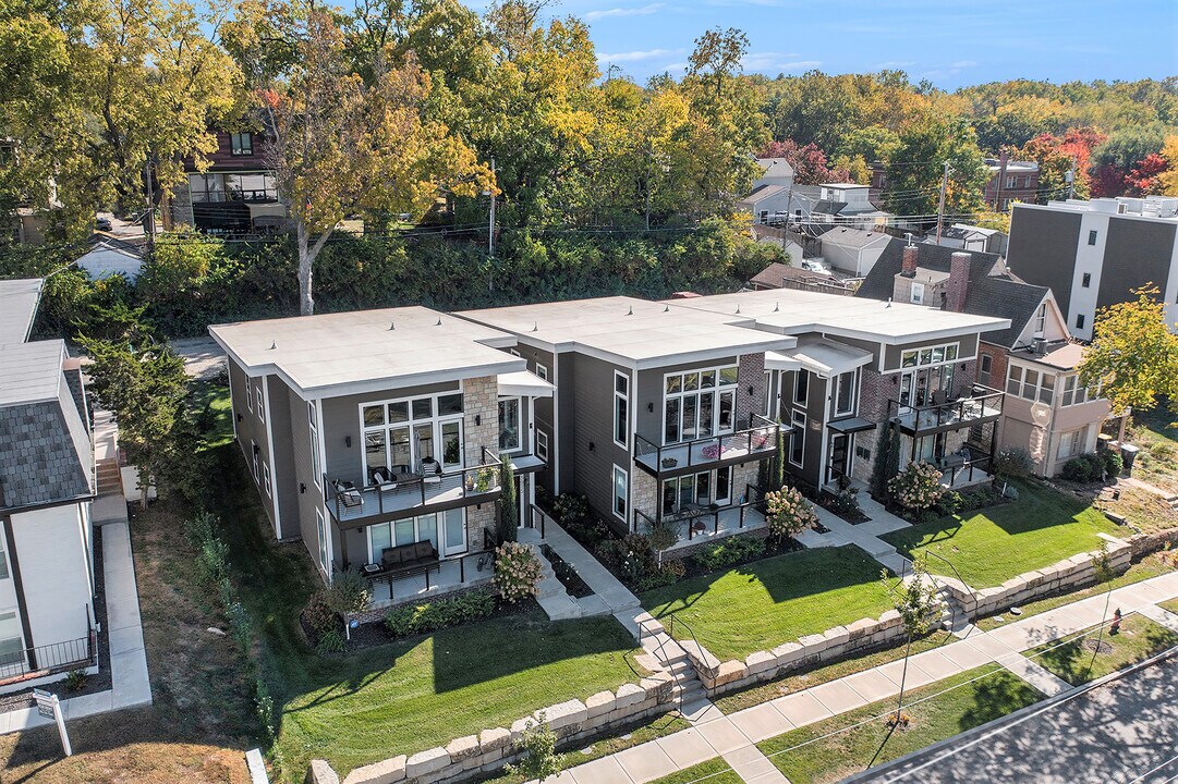 Kenwood 1 in Kansas City, MO - Foto de edificio