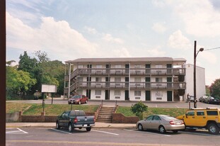 212 Potomac Ave, Unit Potomac Inn unit 13 Apartamentos