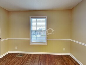 3429 Queensbury Rd in Clarksville, TN - Building Photo - Building Photo