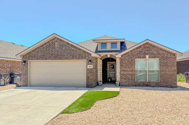 property at 1916 Kirksey Ave