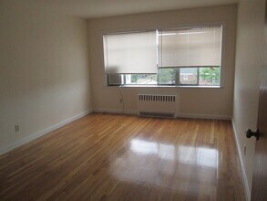276 Massachusetts Ave in Arlington, MA - Building Photo - Building Photo
