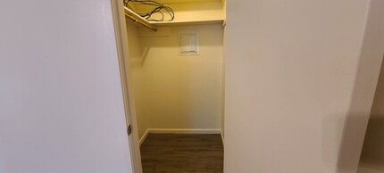 58 TX-75 in Huntsville, TX - Building Photo - Building Photo