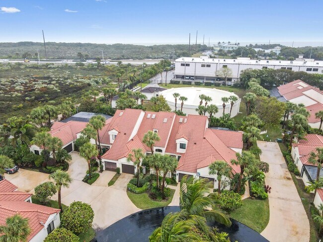 507 Sea Oats Dr in Juno Beach, FL - Building Photo - Building Photo