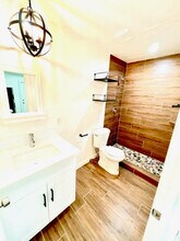 1437 E Diamond St in Phoenix, AZ - Building Photo - Building Photo