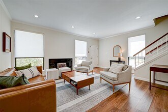 1201 McDuffie St in Houston, TX - Foto de edificio - Building Photo