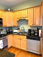 119 Brackett St in Portland, ME - Building Photo - Building Photo