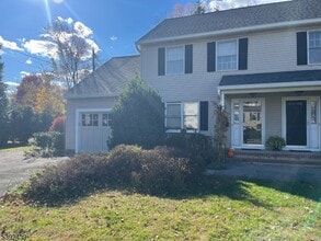 8 Jane Rd in New Providence, NJ - Building Photo - Building Photo