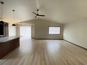 6437 83rd Ave S in Horace, ND - Building Photo - Building Photo