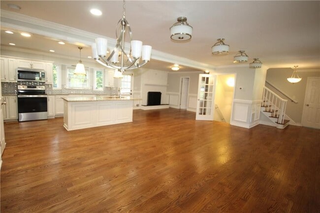 3212 Topaz Ln SW in Atlanta, GA - Building Photo - Building Photo