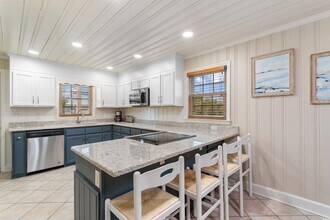 304 21st Ave N in North Myrtle Beach, SC - Building Photo - Building Photo