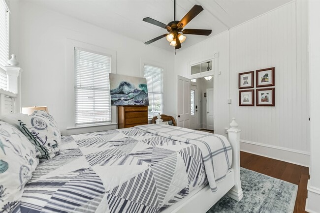 property at 3301 Ave N Ursuline St