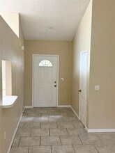 650 Lakemont Dr in Brandon, FL - Building Photo - Building Photo