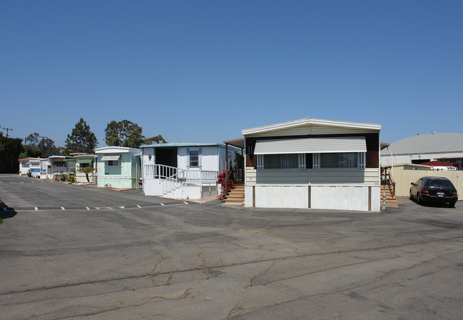 3900 E Main St in Ventura, CA - Building Photo - Building Photo