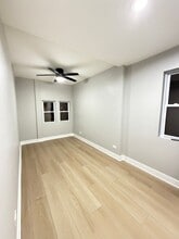 6350 S St Lawrence Ave in Chicago, IL - Building Photo - Building Photo