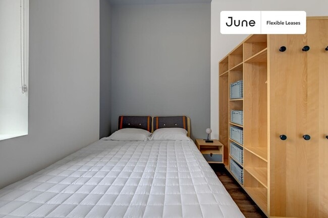 Lovely Private ROOM in Williamsburg, Unit 3 in Brooklyn, NY - Building Photo - Building Photo